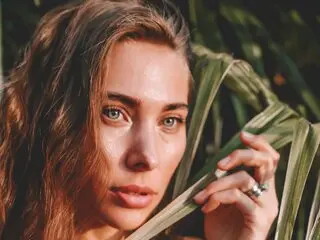 AnabelleCharis livejasmin livesex naked